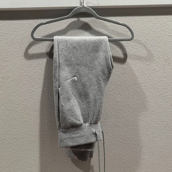 (XS) NWT Nike Women's Phoenix Fleece Oversized Jogger Dark Grey Heather/Sail - Picture 2 of 4